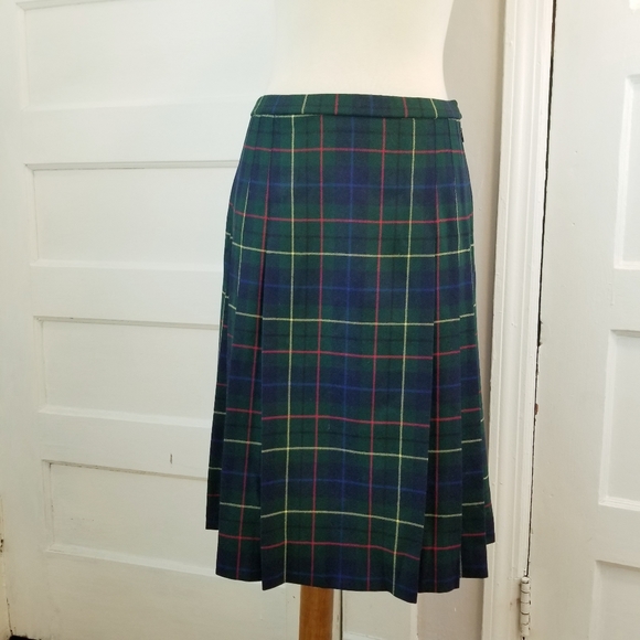 Pendleton Signature Tartan Plaid Skirt, Size 12P - Picture 2 of 10